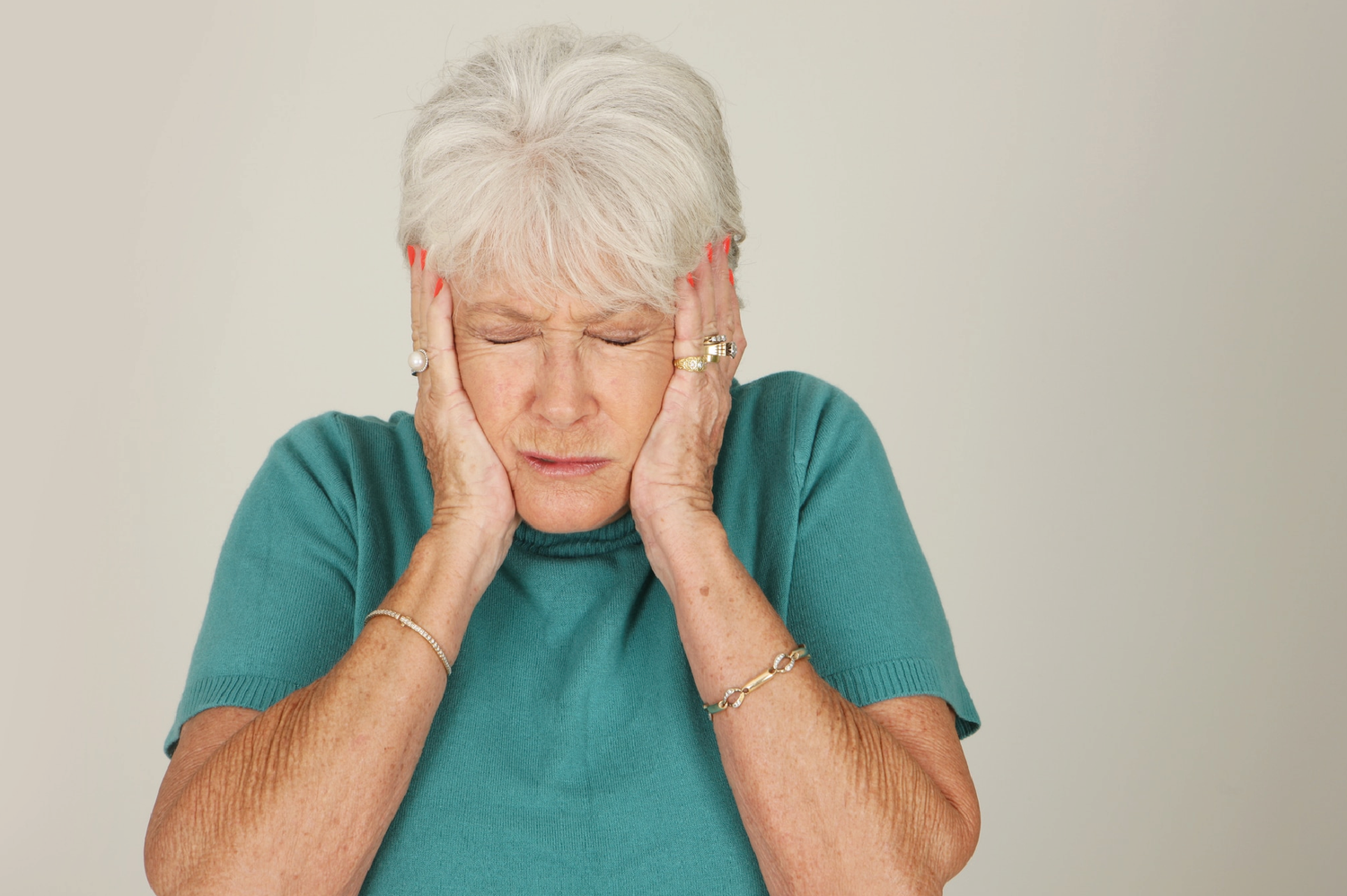 Preventing Whistling in Hearing Aids and Amplifiers